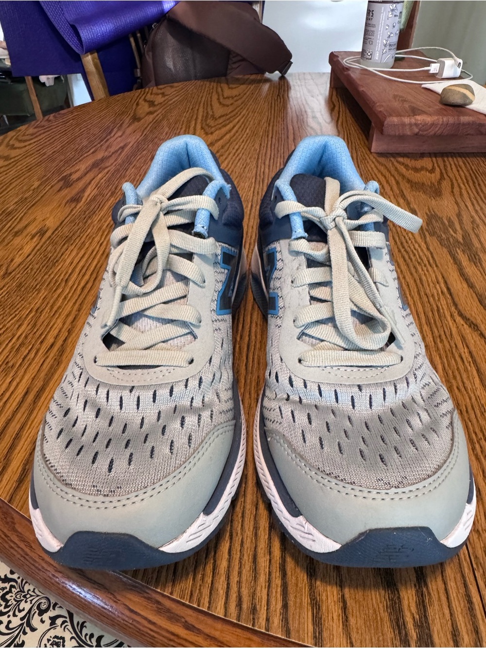 Women’s New Balance 847v4 Walking Shoes / 9 - Picture 3 of 7